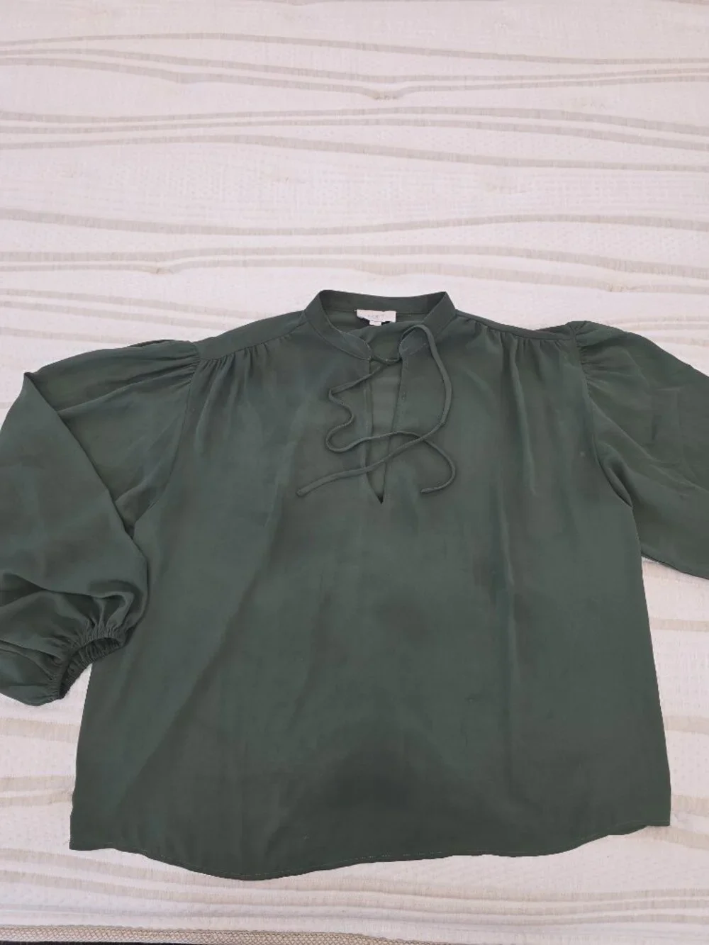 Loft Women's Dark Green Blouse W String-tie Neck Style & Puff Sleeves - Large